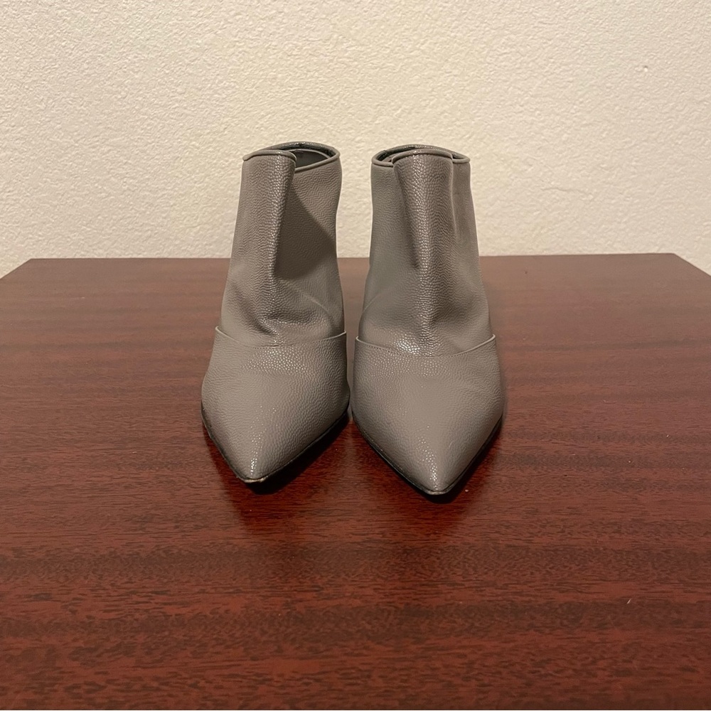 Gio Diev Leather High Heel Mule Pump - Picture 3 of 7